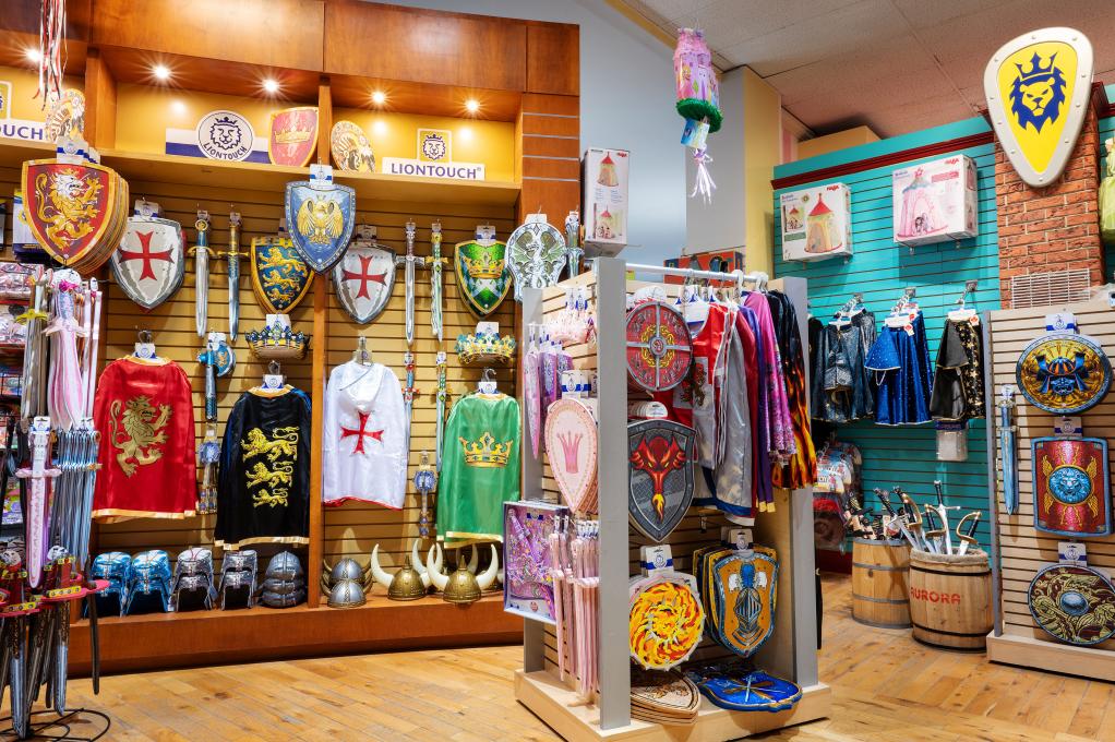 Benjo - Costumes and accessories department