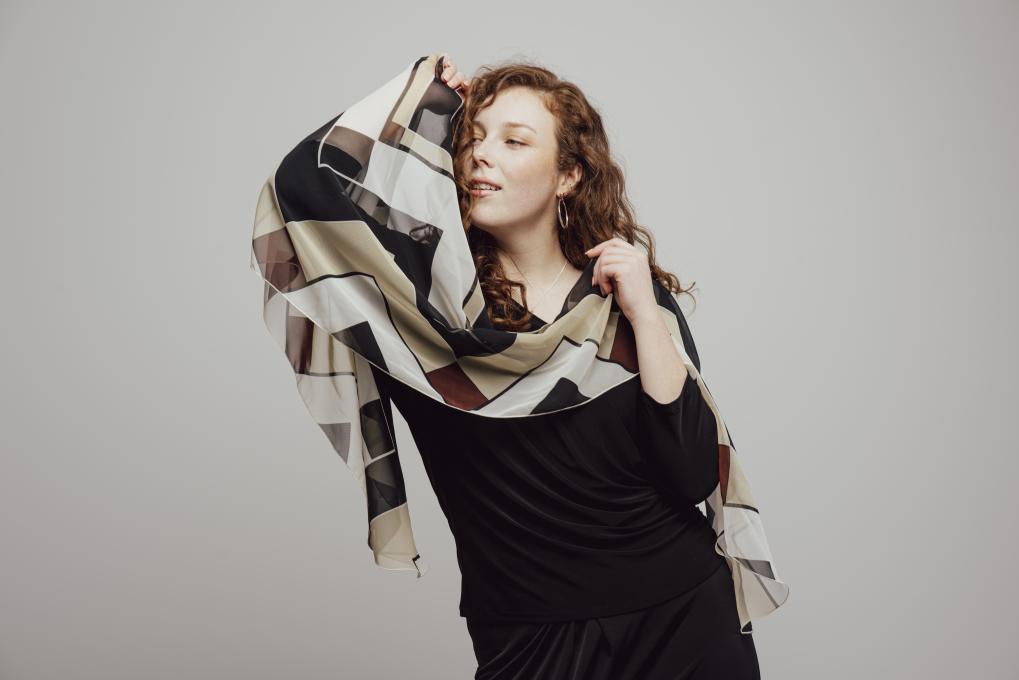 Christine Mercier atelier-boutique - grand choix de foulards faits au Québec
