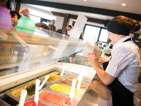 Au 1884 - Plaisirs & Saveurs - comptoir à crème glacée